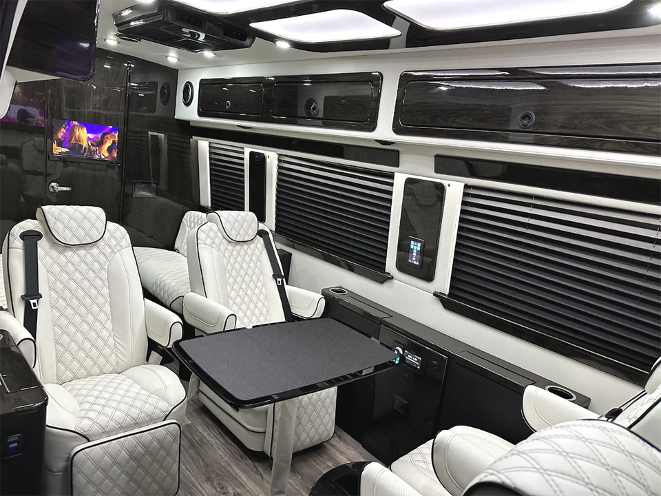 2024 Mercedes-Benz VS30 Sprinter - Image 26 of 31