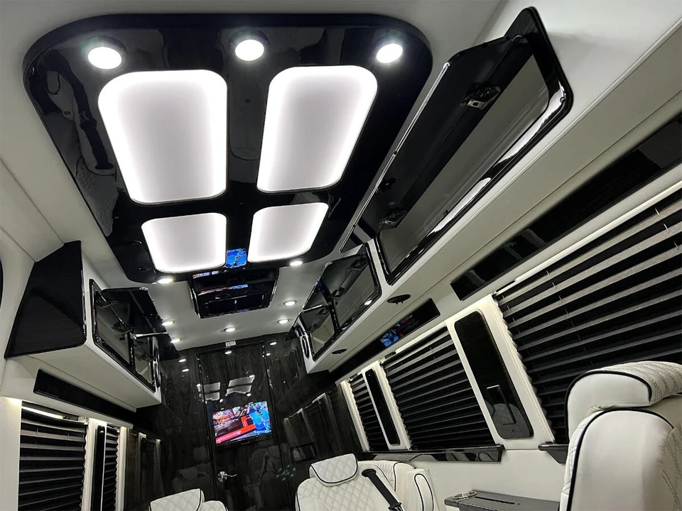 2024 Mercedes-Benz VS30 Sprinter - Image 27 of 31