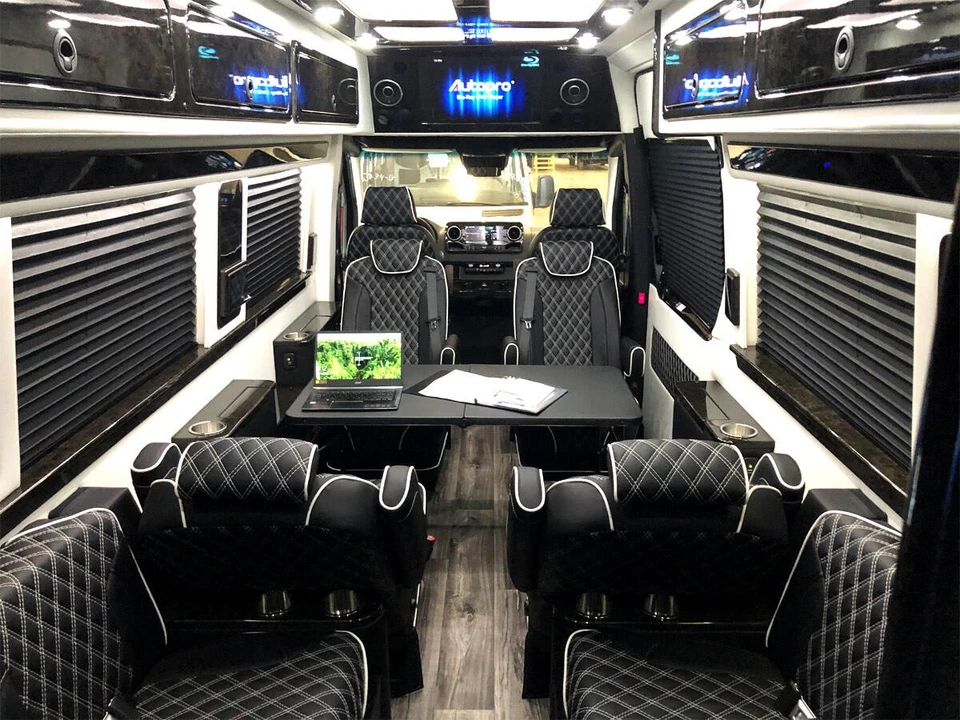 2024 Mercedes-Benz VS30 Sprinter - Image 9 of 31