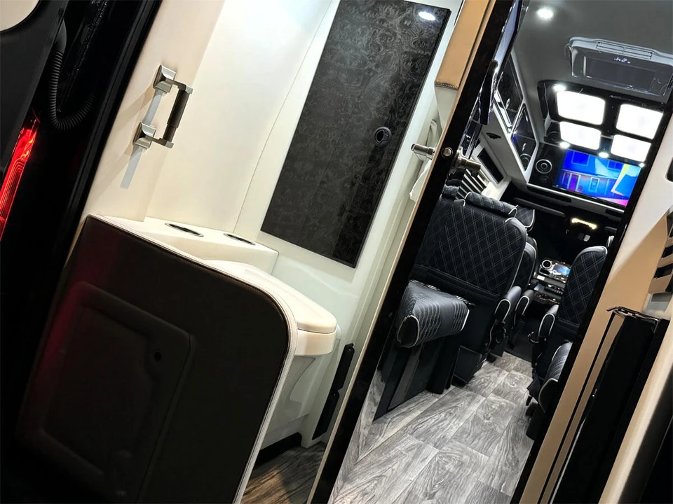 2024 Mercedes-Benz VS30 Sprinter - Image 26 of 31