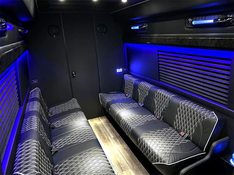 2024 Mercedes-Benz VS30 Sprinter - Image 3 of 12