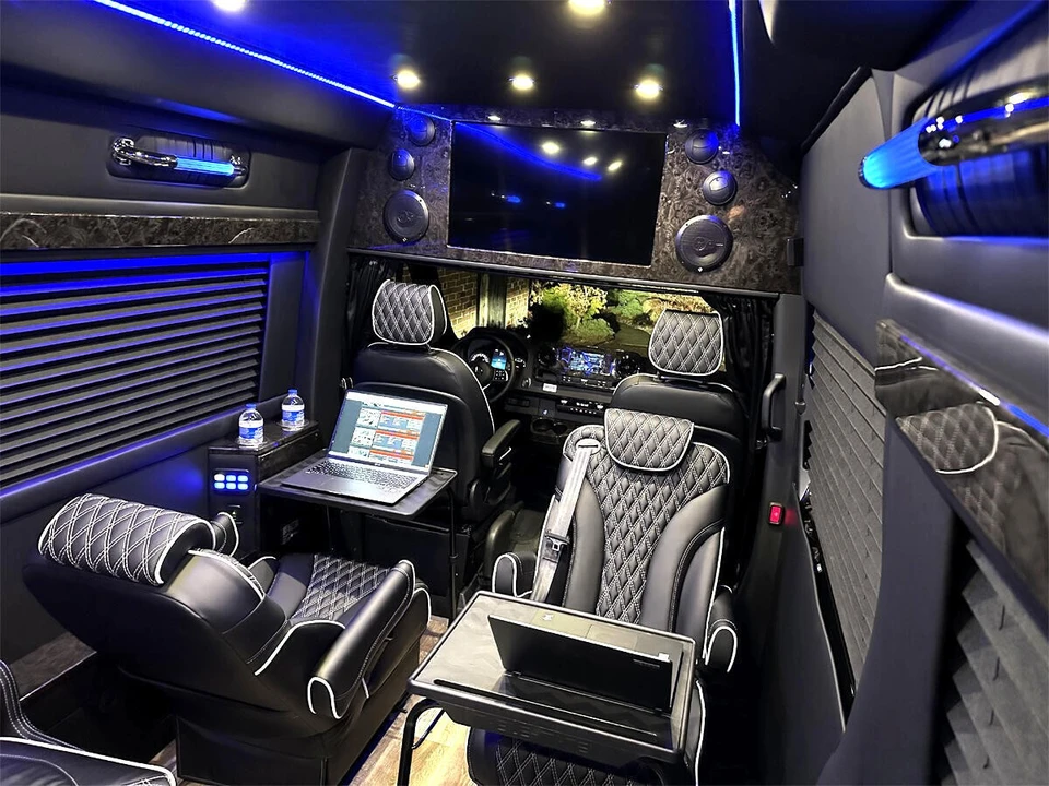2024 Mercedes-Benz VS30 Sprinter - Image 7 of 12
