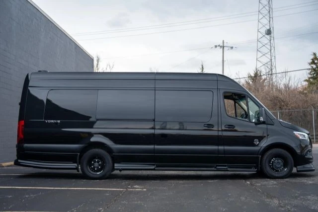 2024 Mercedes-Benz VS30 Sprinter - Image 9 of 21