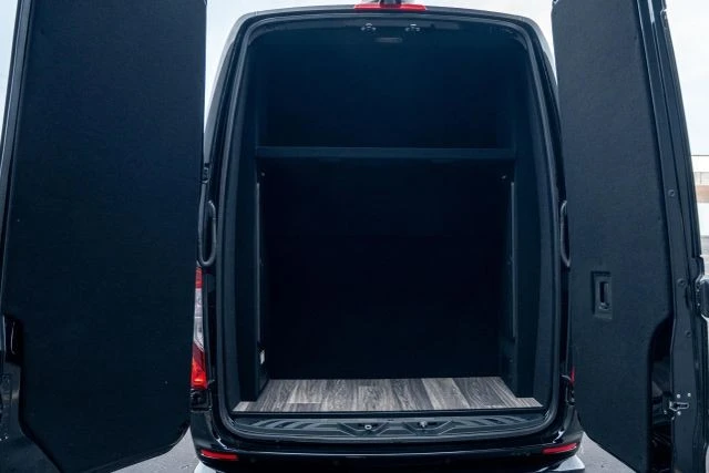 2024 Mercedes-Benz VS30 Sprinter - Image 11 of 21