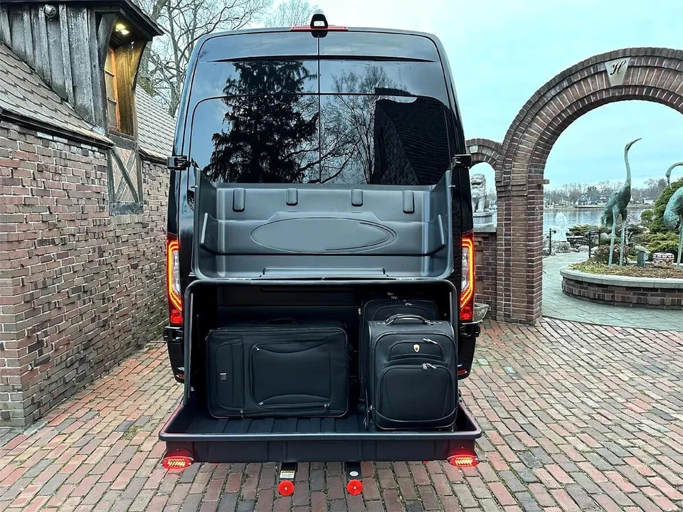 2024 Mercedes-Benz VS30 Sprinter - Image 5 of 9