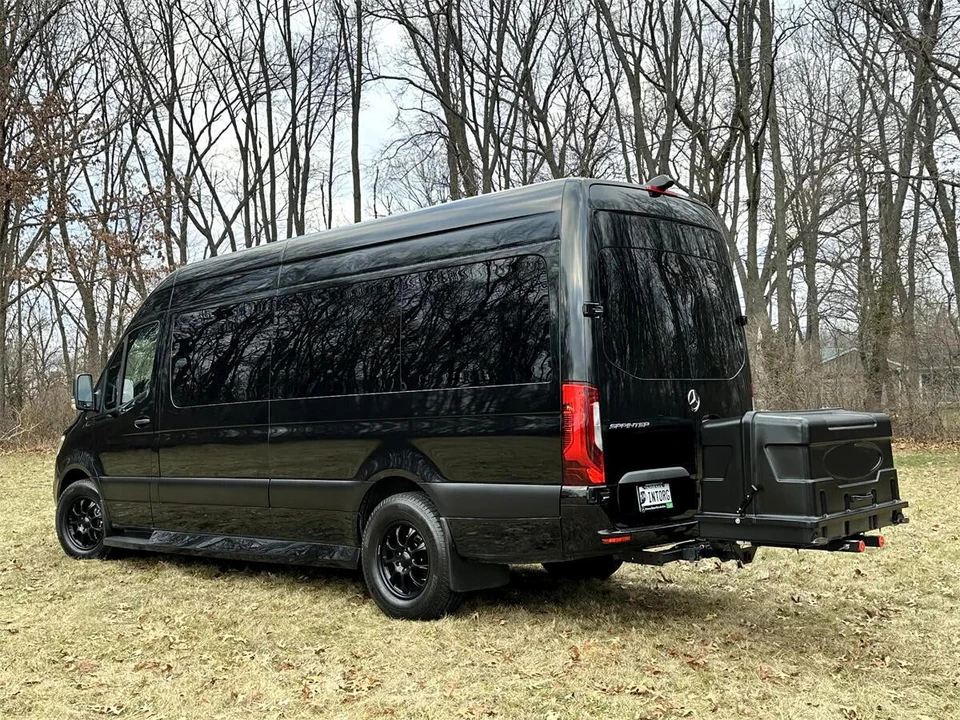 2024 Mercedes-Benz VS30 Sprinter - Image 4 of 9