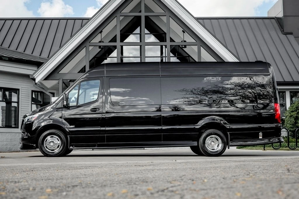 2024 Mercedes-Benz VS30 Sprinter - Image 4 of 21
