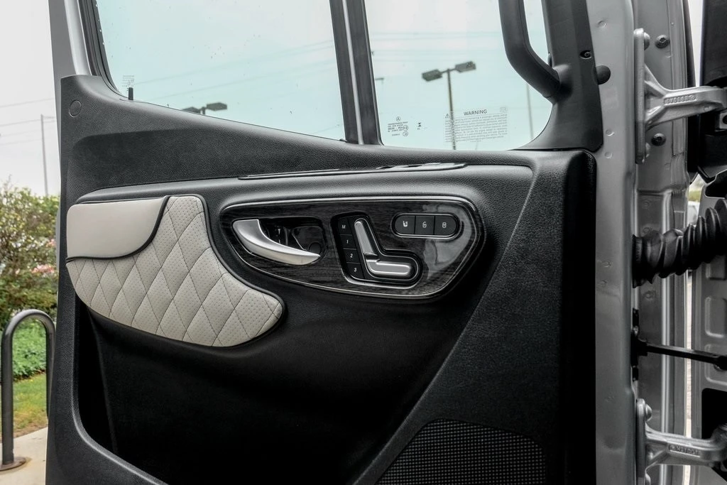 2024 Mercedes-Benz VS30 Sprinter - Image 13 of 21