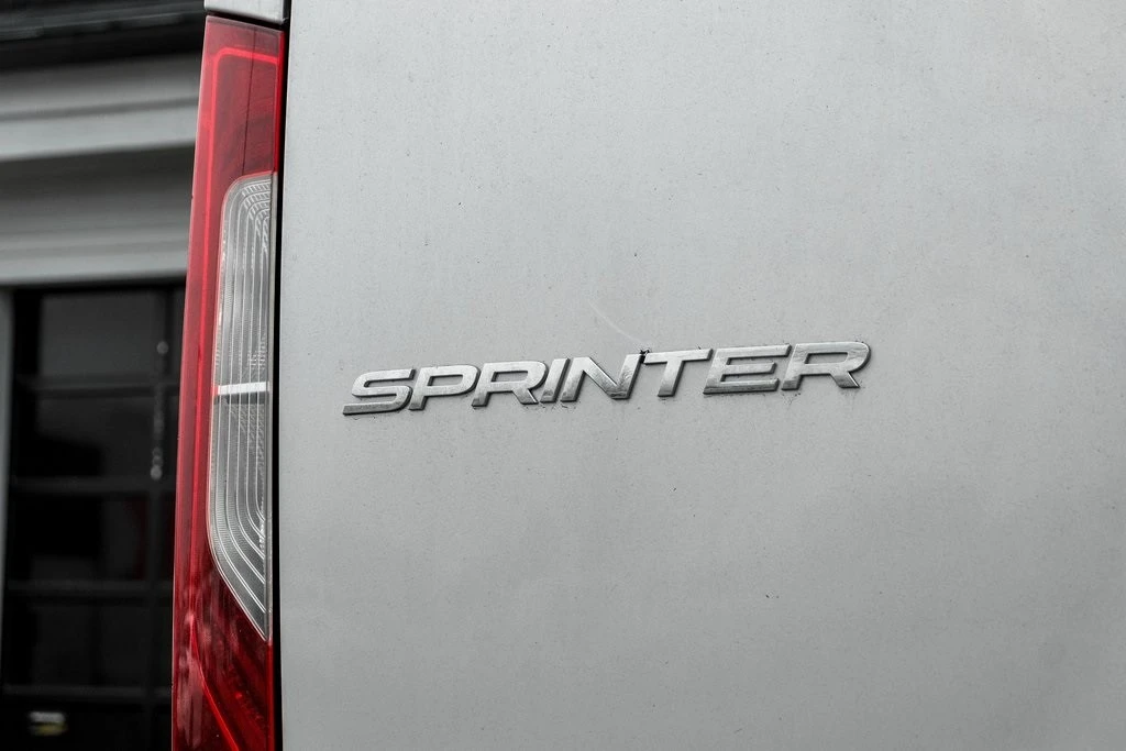 2024 Mercedes-Benz VS30 Sprinter - Image 10 of 21