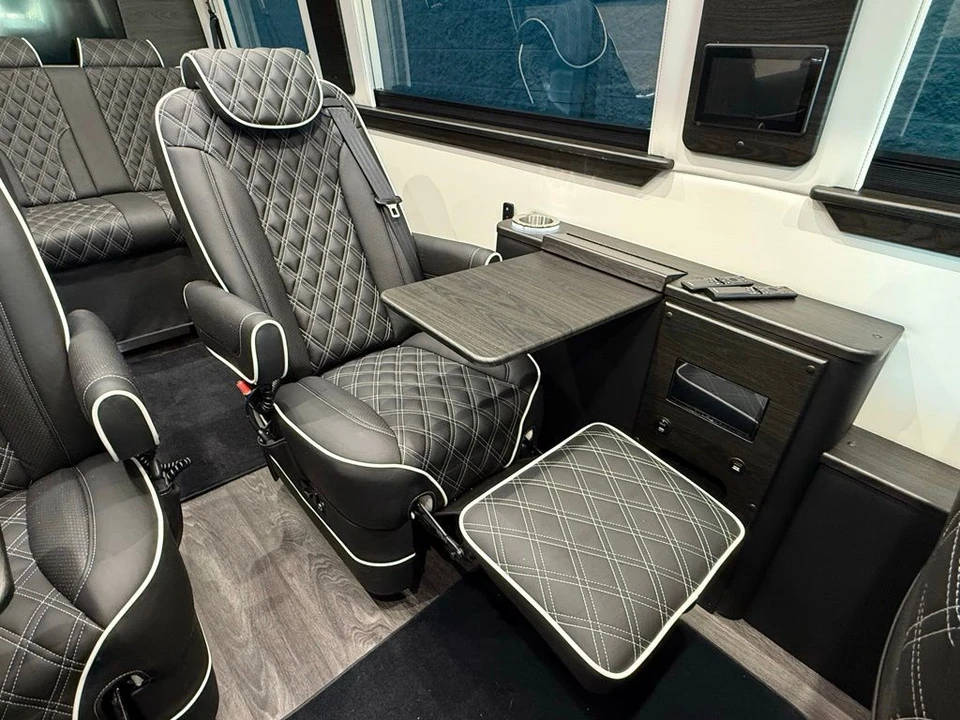 2024 Mercedes-Benz VS30 Sprinter - Image 8 of 21
