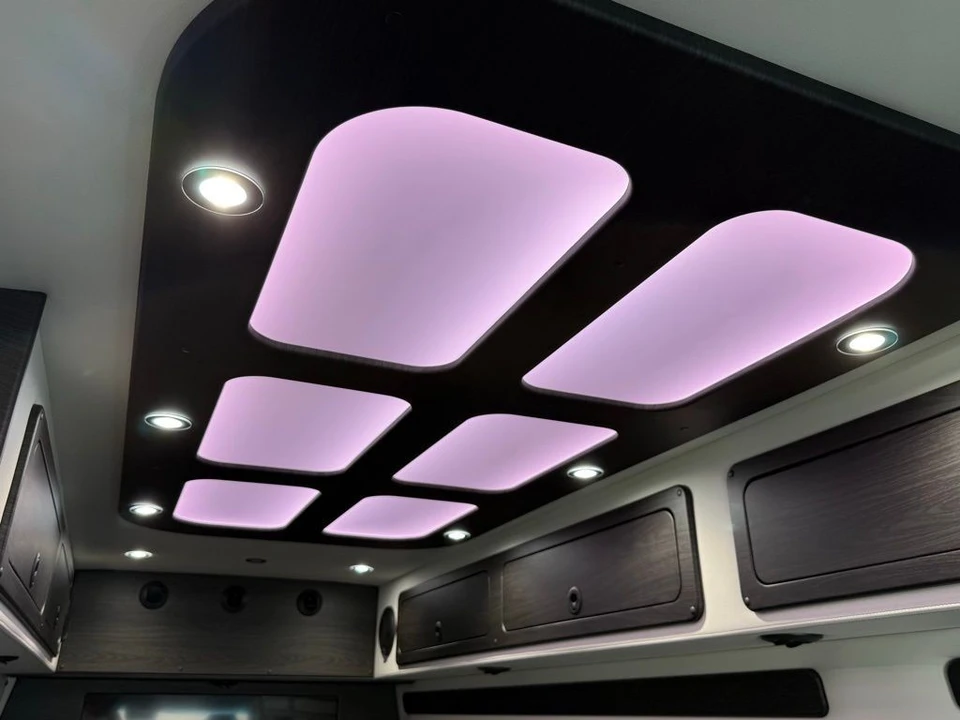 2024 Mercedes-Benz VS30 Sprinter - Image 20 of 21