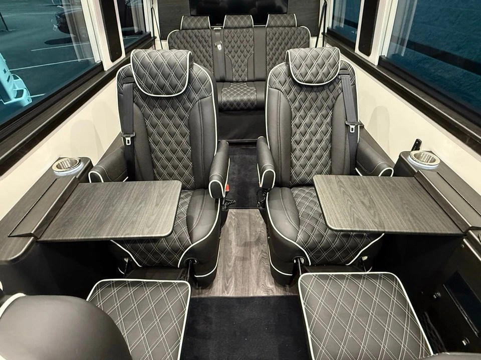 2024 Mercedes-Benz VS30 Sprinter - Image 7 of 21