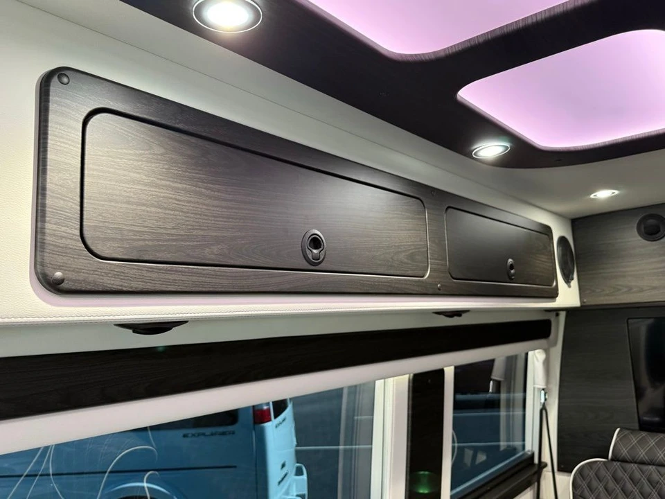 2024 Mercedes-Benz VS30 Sprinter - Image 18 of 21