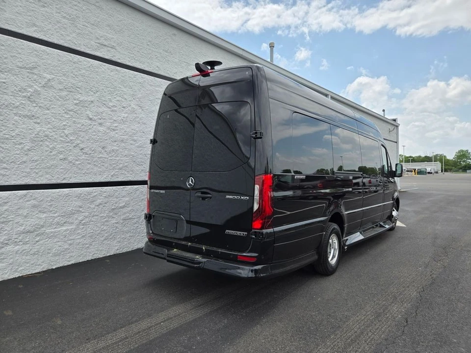 2024 Mercedes-Benz VS30 Sprinter - Image 3 of 12