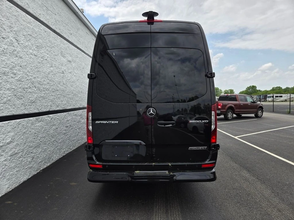 2024 Mercedes-Benz VS30 Sprinter - Image 4 of 21