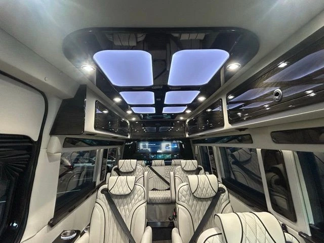 2024 Mercedes-Benz VS30 Sprinter - Image 18 of 21
