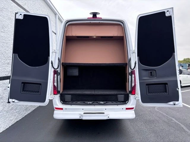 2024 Mercedes-Benz VS30 Sprinter - Image 4 of 21