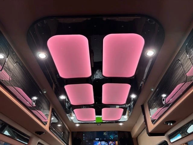 2024 Mercedes-Benz VS30 Sprinter - Image 9 of 21