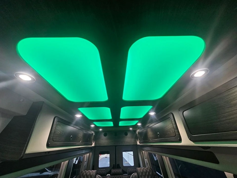 2024 Mercedes-Benz VS30 Sprinter - Image 12 of 21