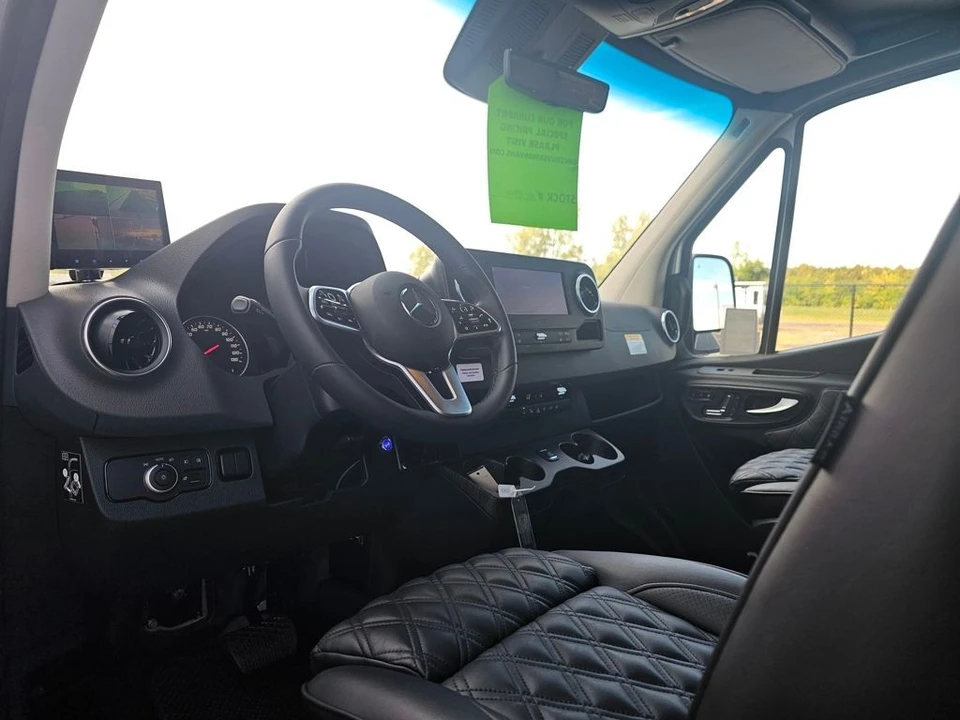 2024 Mercedes-Benz VS30 Sprinter - Image 16 of 21