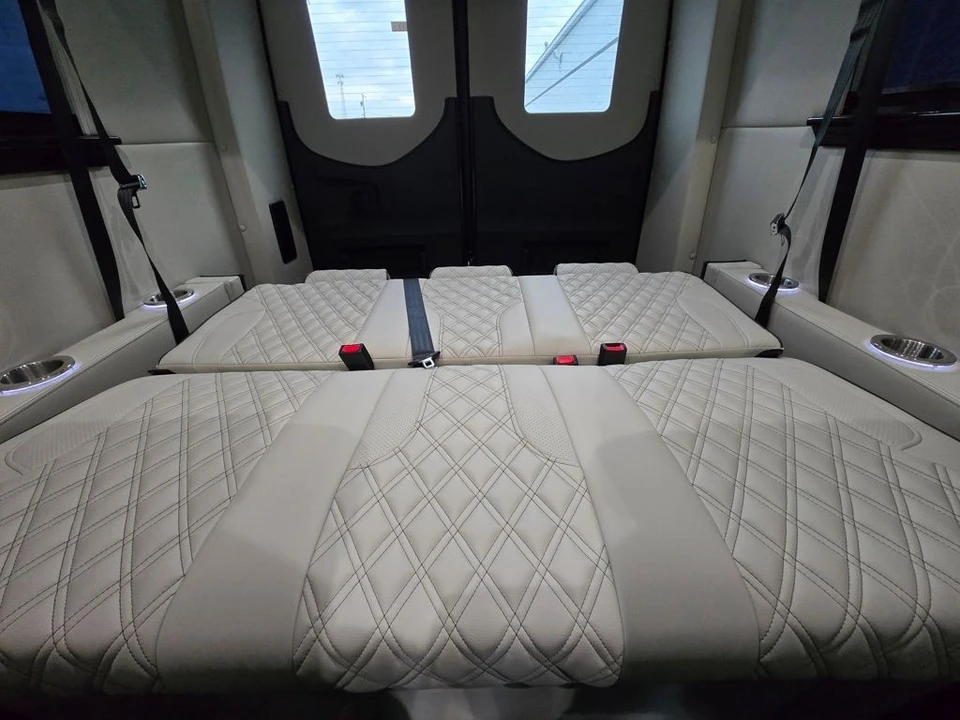 2024 Mercedes-Benz VS30 Sprinter - Image 8 of 12