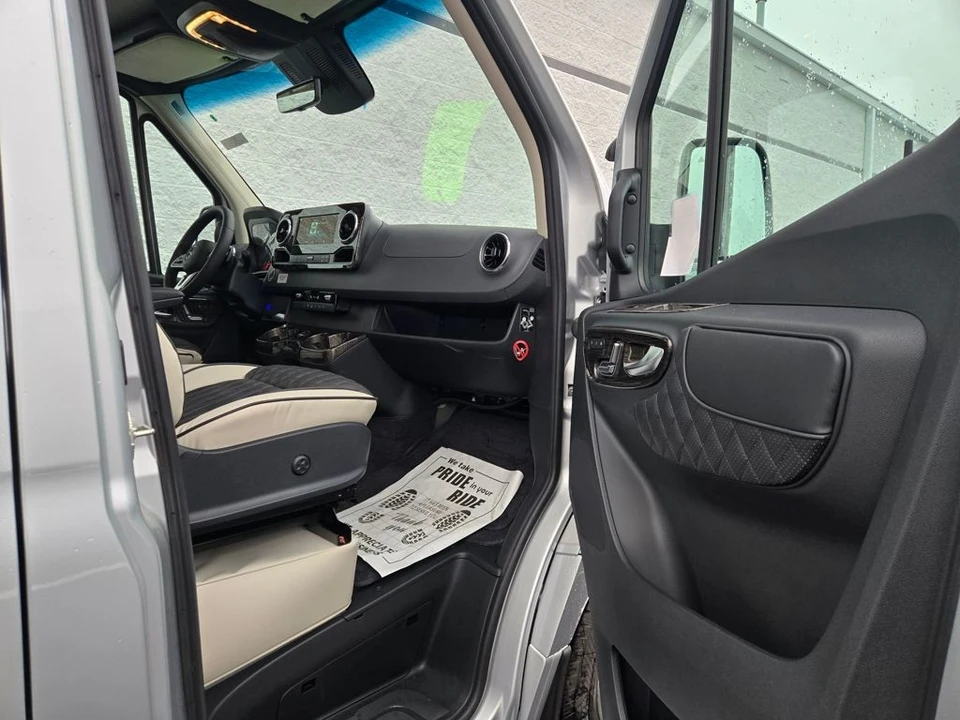 2024 Mercedes-Benz VS30 Sprinter - Image 19 of 21