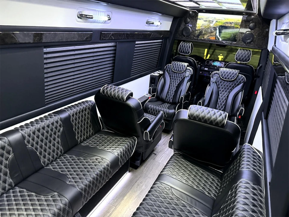 2024 Mercedes-Benz VS30 Sprinter - Image 2 of 12