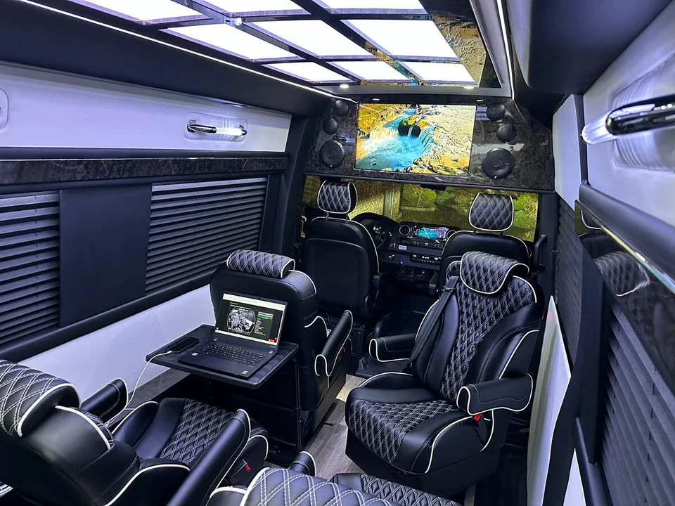 2024 Mercedes-Benz VS30 Sprinter - Image 7 of 12