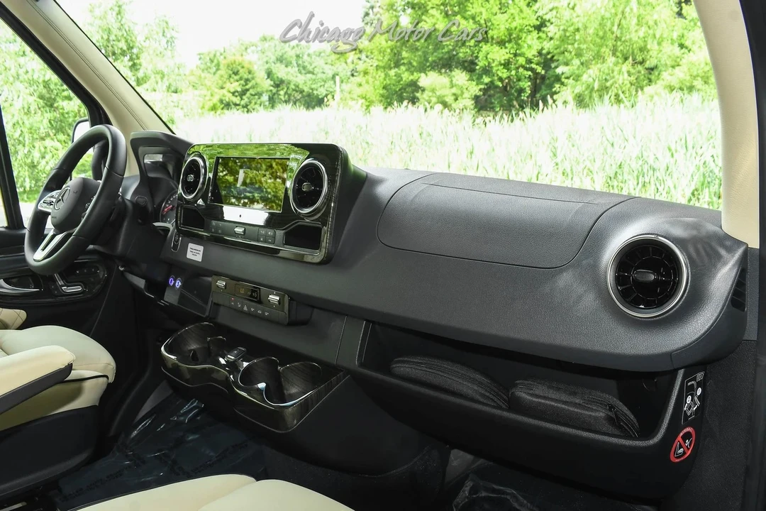 2024 Mercedes-Benz VS30 Sprinter - Image 19 of 21