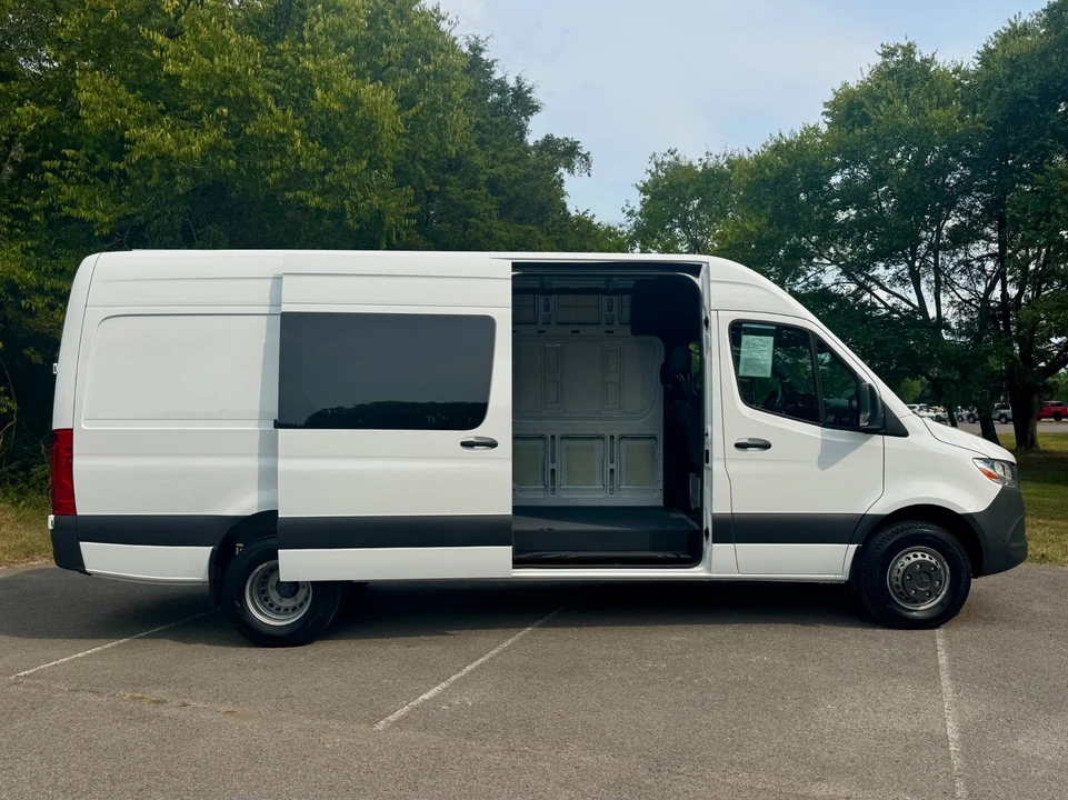 2024 Mercedes-Benz VS30 Sprinter - Image 9 of 12