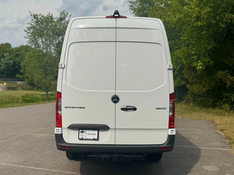 2024 Mercedes-Benz VS30 Sprinter - Image 7 of 12