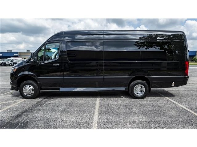 2024 Mercedes-Benz VS30 Sprinter - Image 8 of 21