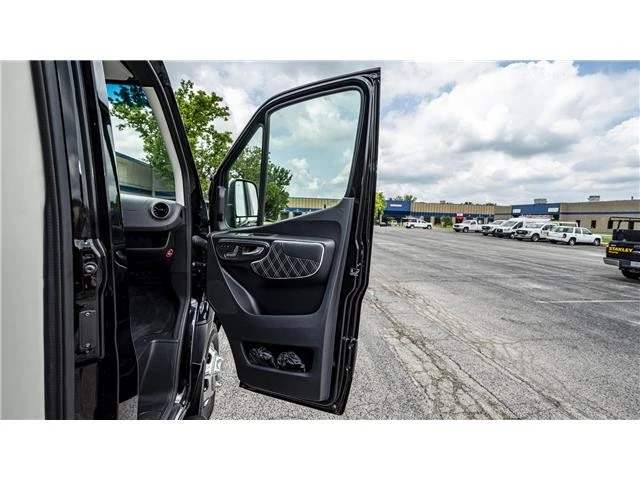 2024 Mercedes-Benz VS30 Sprinter - Image 17 of 21
