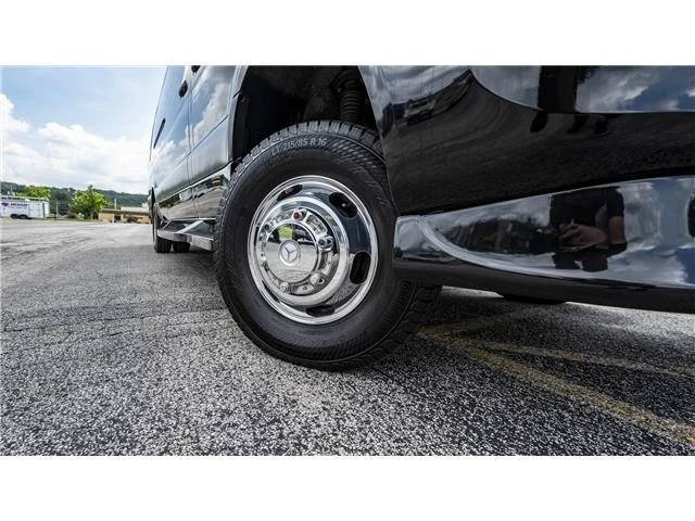 2024 Mercedes-Benz VS30 Sprinter - Image 3 of 21