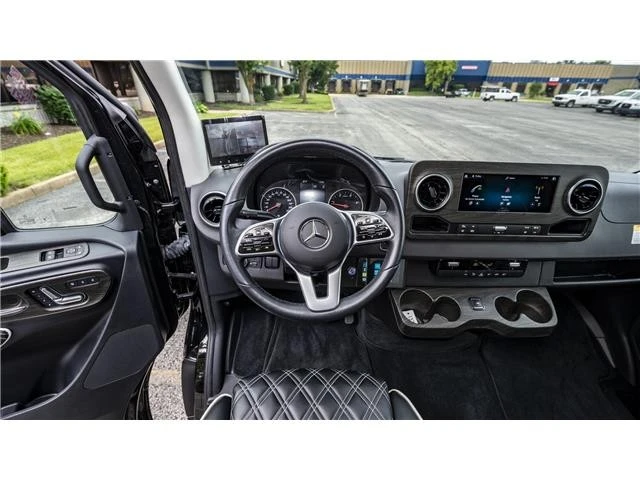2024 Mercedes-Benz VS30 Sprinter - Image 16 of 21