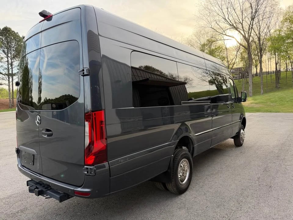 2024 Mercedes-Benz VS30 Sprinter - Image 8 of 14