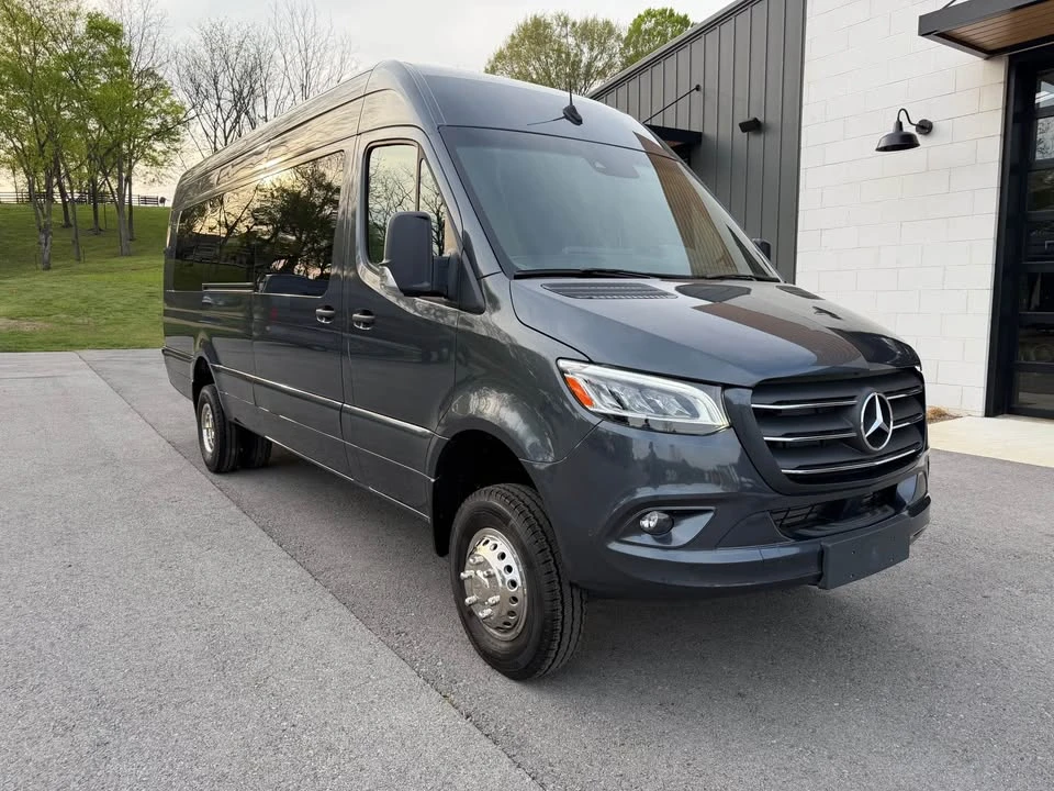 2024 Mercedes-Benz VS30 Sprinter - Image 2 of 14