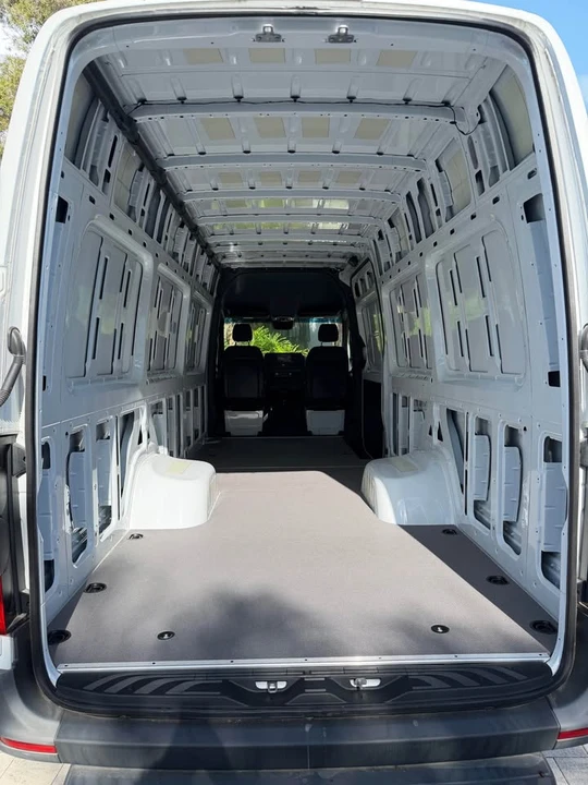 2024 Mercedes-Benz VS30 Sprinter - Image 10 of 19