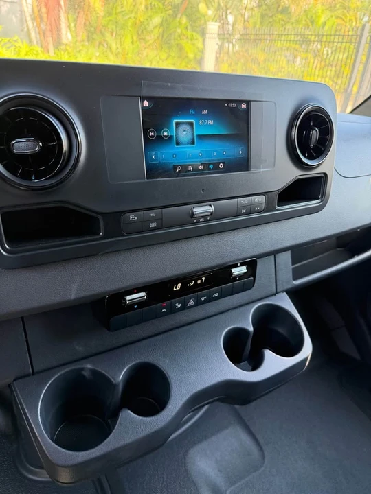 2024 Mercedes-Benz VS30 Sprinter - Image 7 of 19