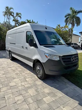 2024 Mercedes-Benz Sprinter 3500 XD Cab & Chassis