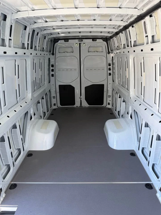 2024 Mercedes-Benz VS30 Sprinter - Image 14 of 19