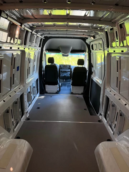 2024 Mercedes-Benz VS30 Sprinter - Image 16 of 19