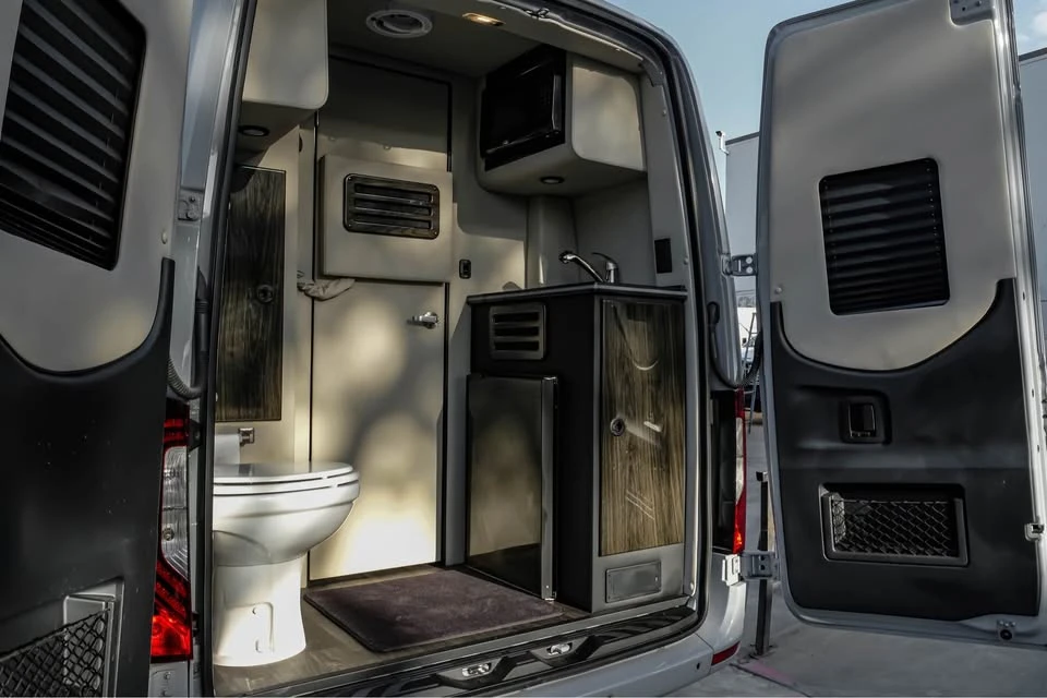 2024 Mercedes-Benz VS30 Sprinter - Image 14 of 20
