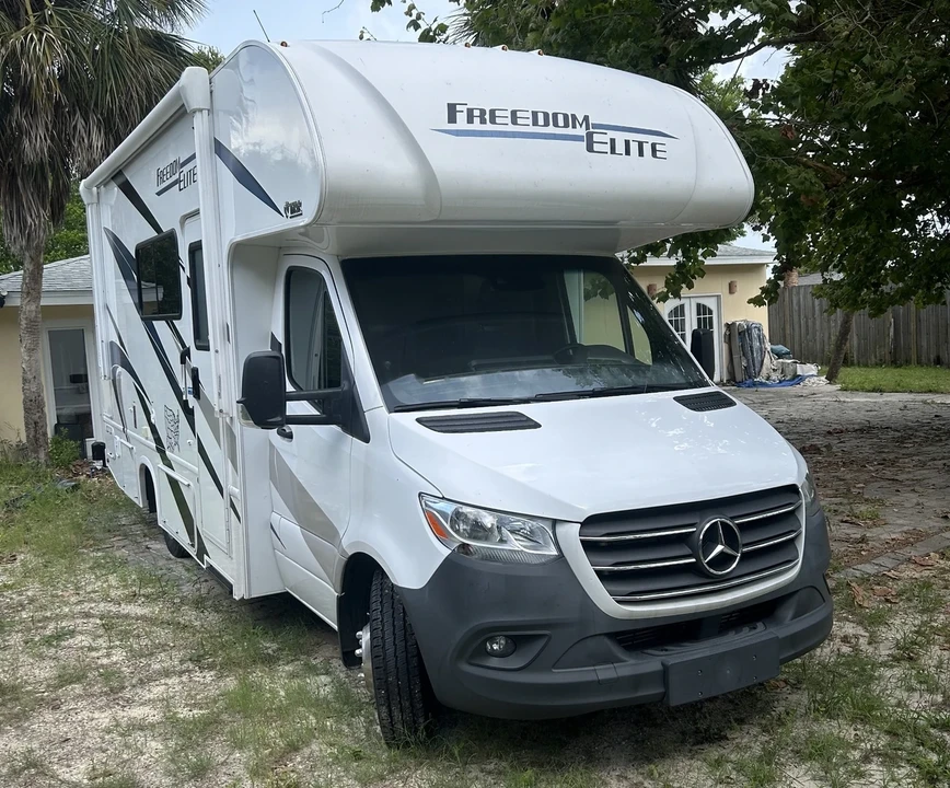 2024 Mercedes-Benz VS30 Sprinter - Image 2 of 21