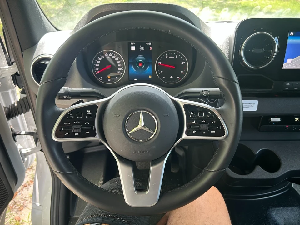 2024 Mercedes-Benz VS30 Sprinter - Image 18 of 21