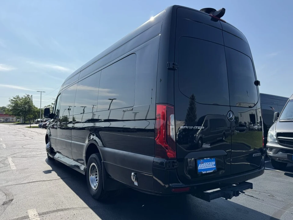 2024 Mercedes-Benz VS30 Sprinter - Image 5 of 31