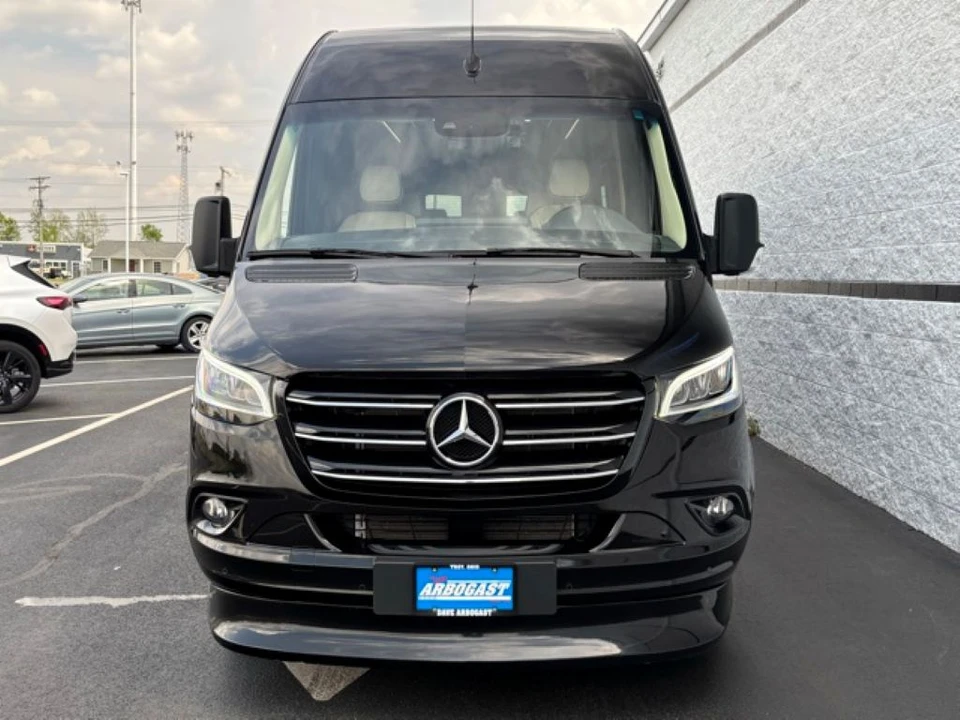 2024 Mercedes-Benz VS30 Sprinter - Image 12 of 31