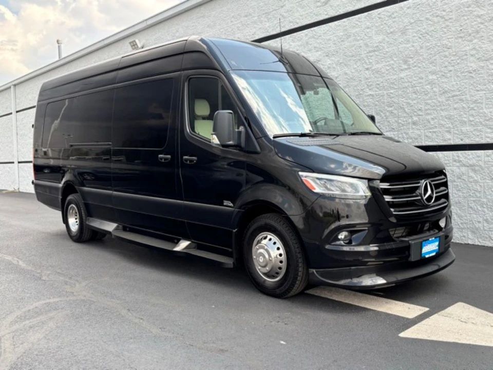 2024 Mercedes-Benz VS30 Sprinter - Image 11 of 31