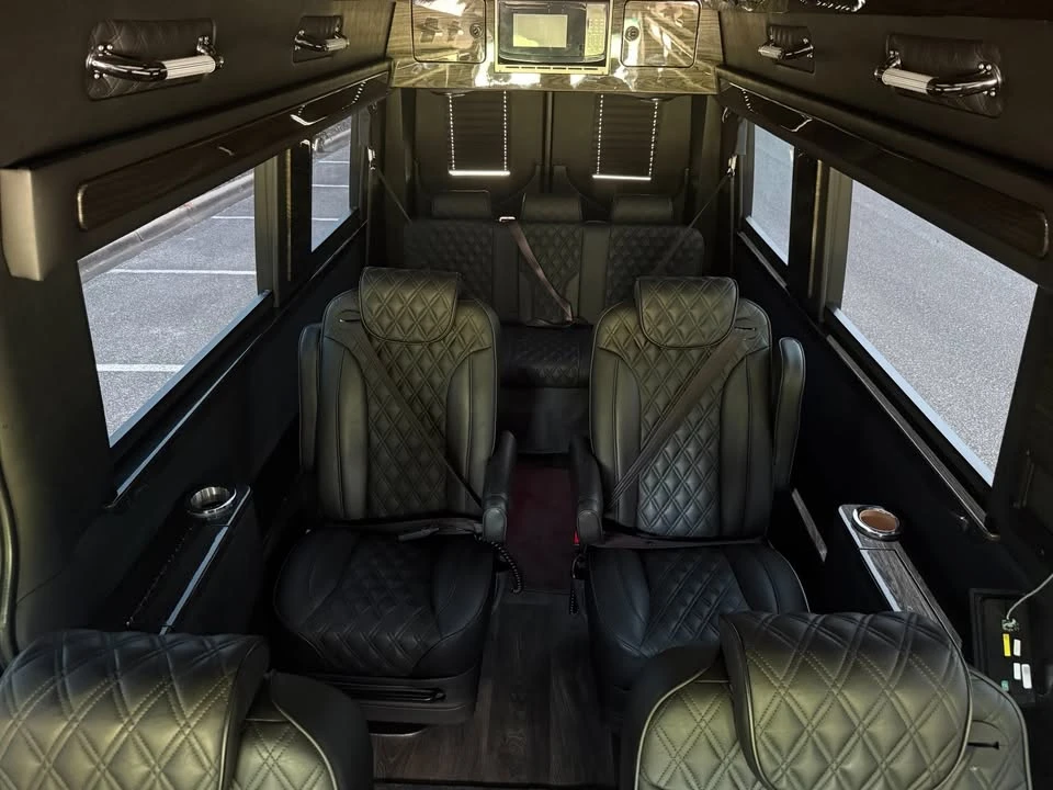 2024 Mercedes-Benz VS30 Sprinter - Image 6 of 11