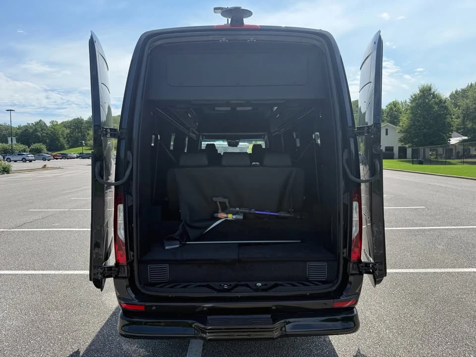 2024 Mercedes-Benz VS30 Sprinter - Image 3 of 11